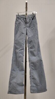 Light Gray Levi Jeans (Size 26)